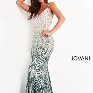 Jovani - Size 2 - Silver/Green